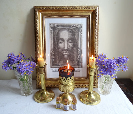 Oil of the Holy Face